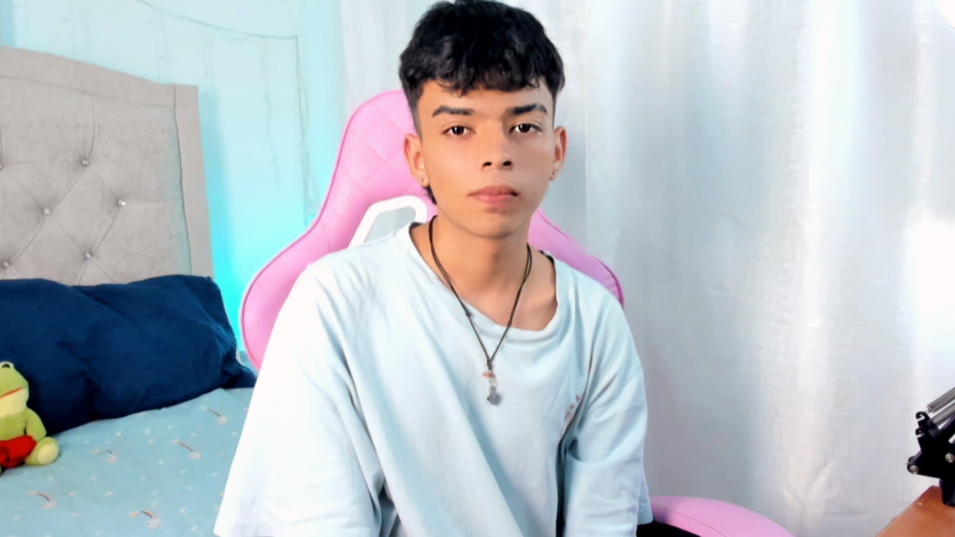 angelyoung18