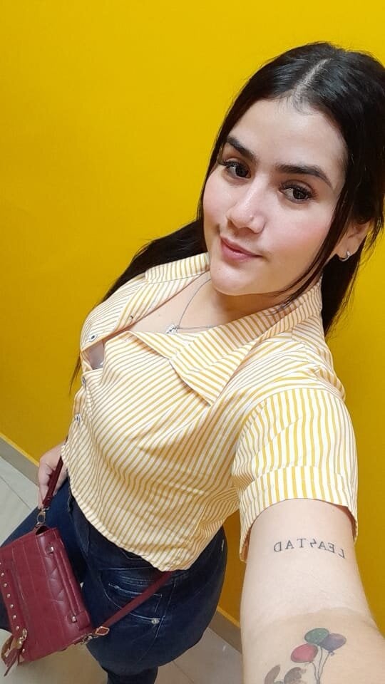 CurvyVenezzy