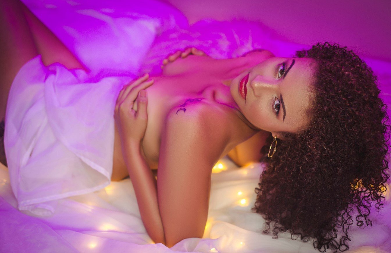 hornyy_cougar