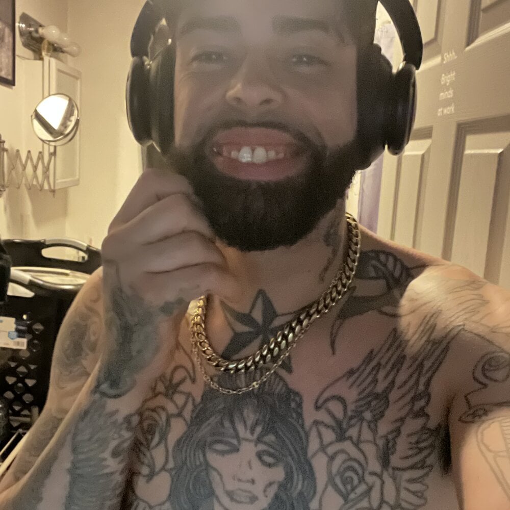 makeyoucum1716 profile