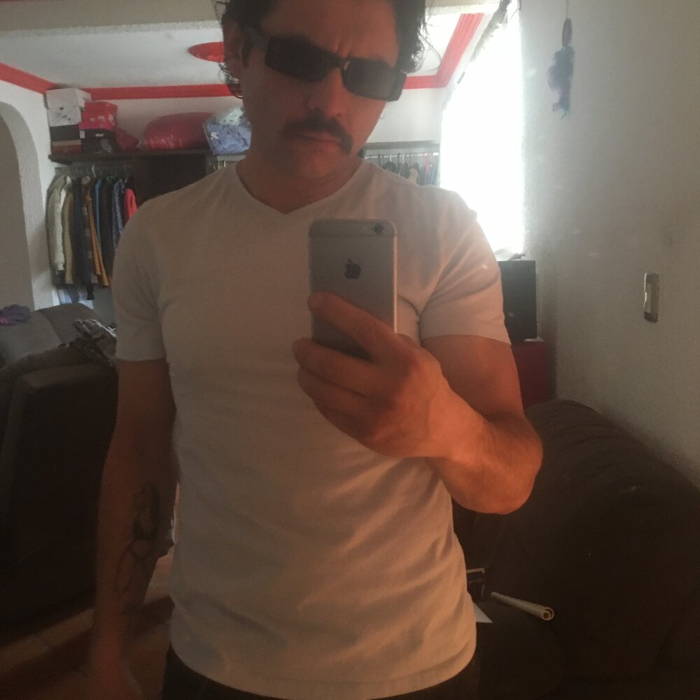 Pancho2213 Obrolan XXX Offline