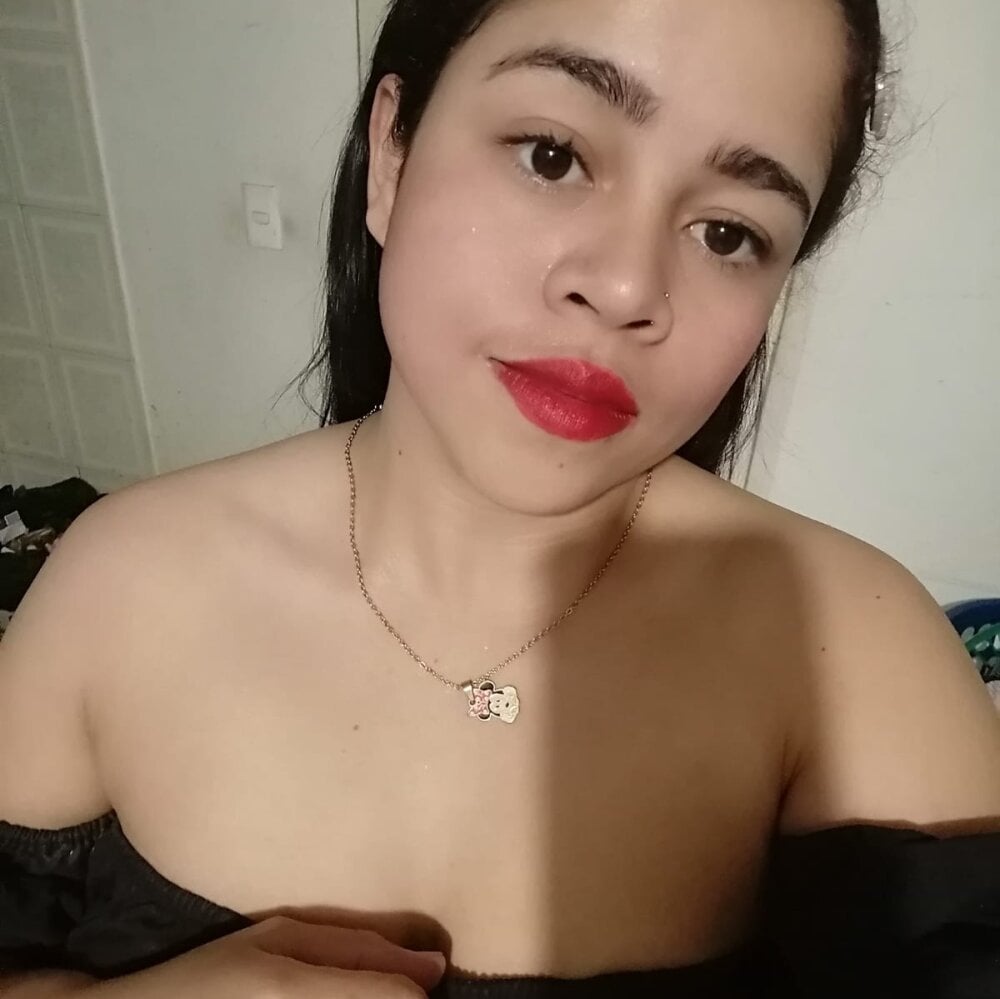 vicky_alexa7 profile