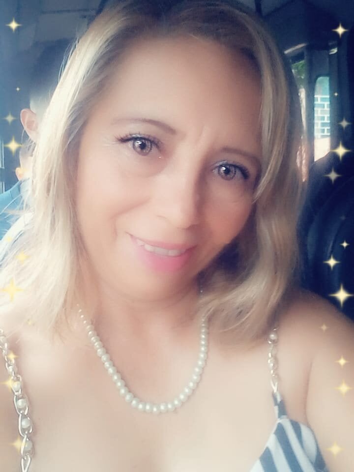 Live sex webcam photo for sexy_little-girl #284622025