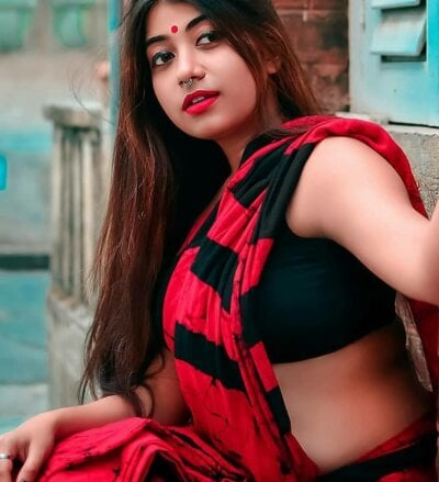 Indiannaughtyharika live on StripChat
