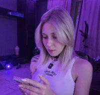BlondieRone's Offline XXX Chat