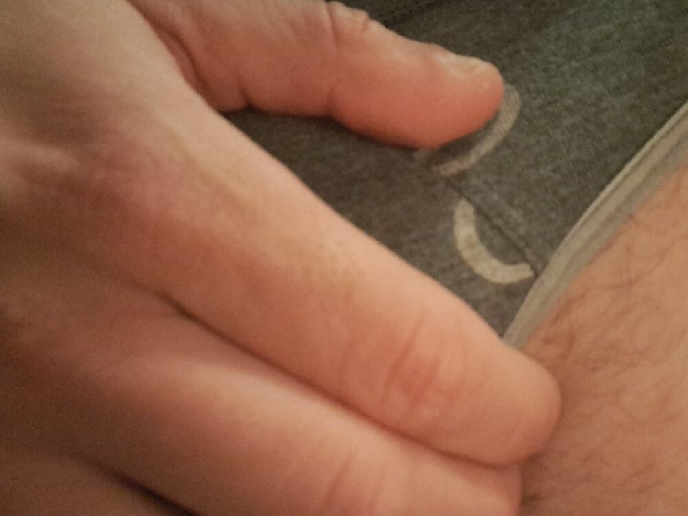 ShyGuyI Offline XXX Chat