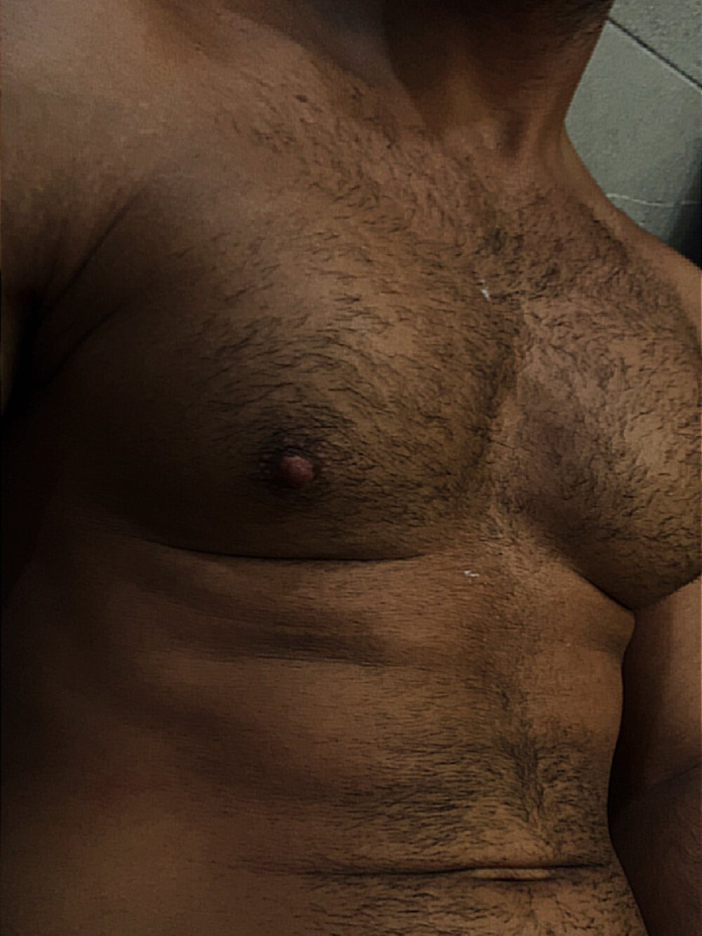 lovehairymen1234 Offline XXX-Chat