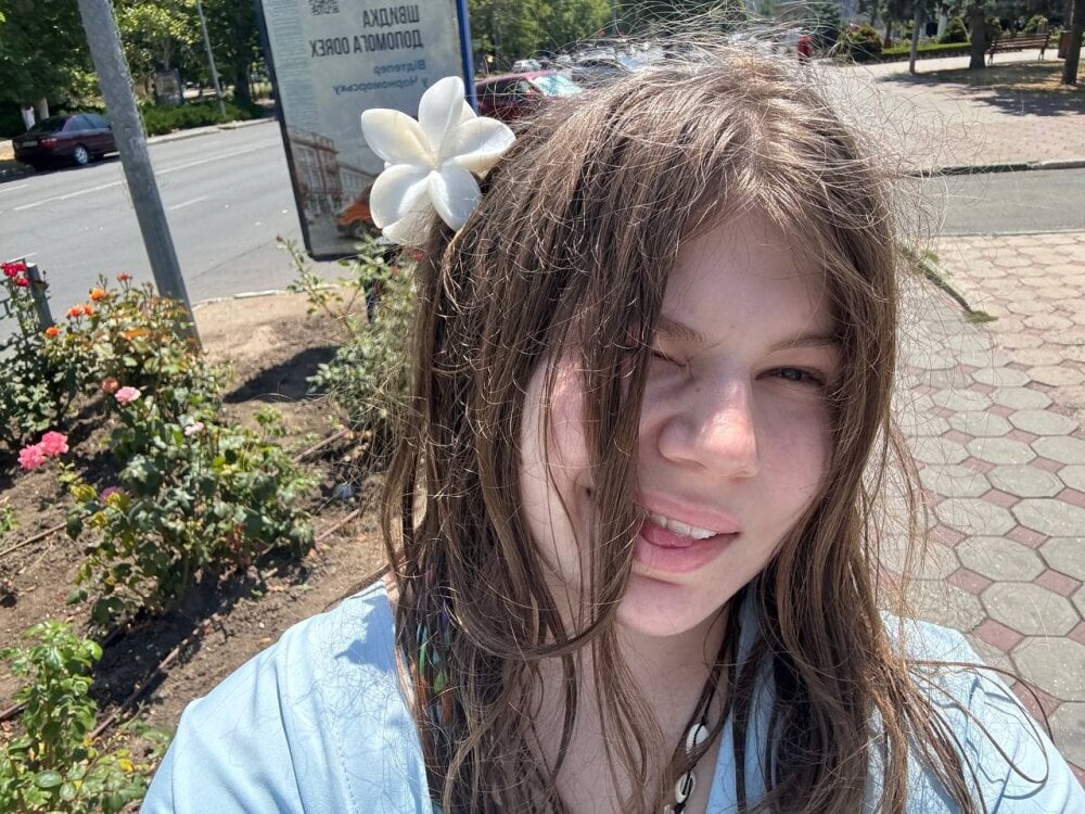Lilly_Jess profile