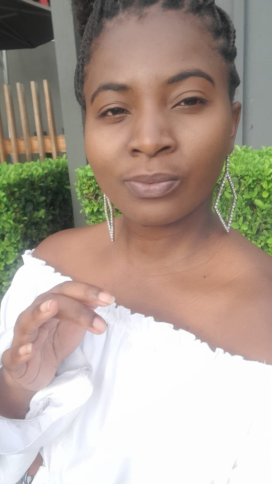 Pretty-Theshano