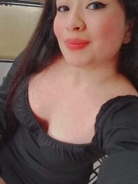 salome_jonnesx's Offline Chat Room