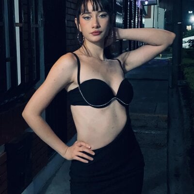 Kloe_priston profile