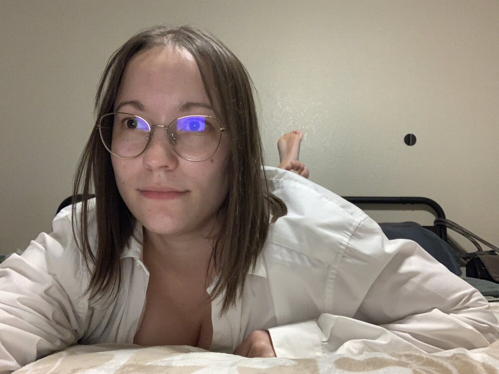 _minikui_ from stripchat