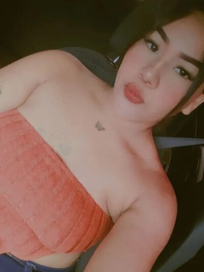 iam_andrea from stripchat