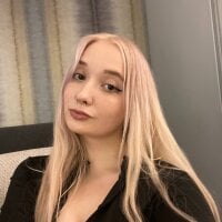 CassieGalager's Offline Chat Room
