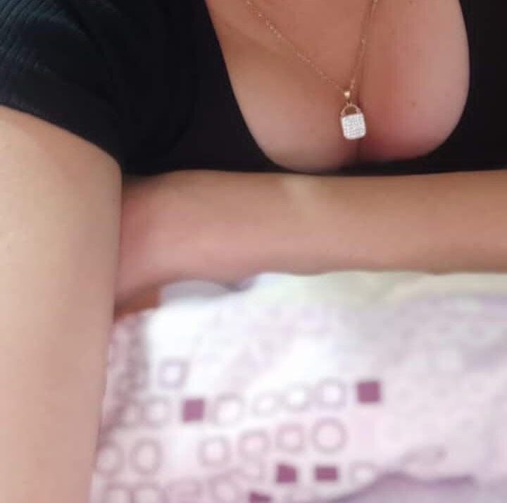 karina_bigboobs profile