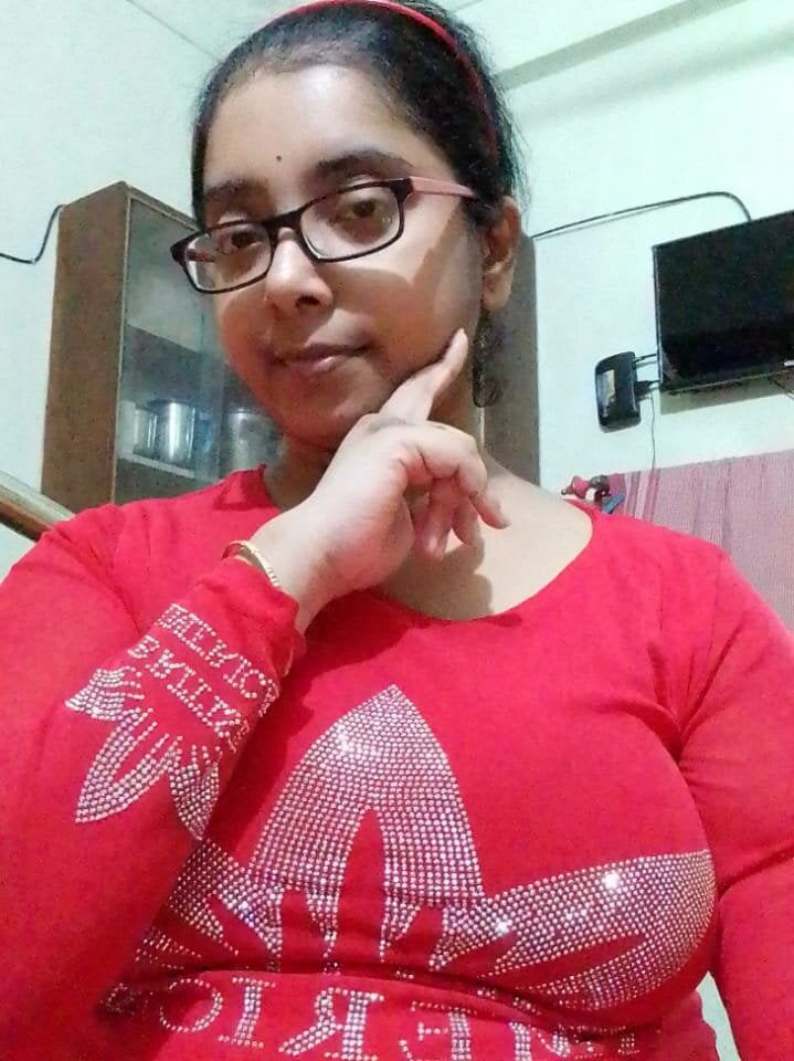 6livesex.com diyam4002 livesex profile in indian cams