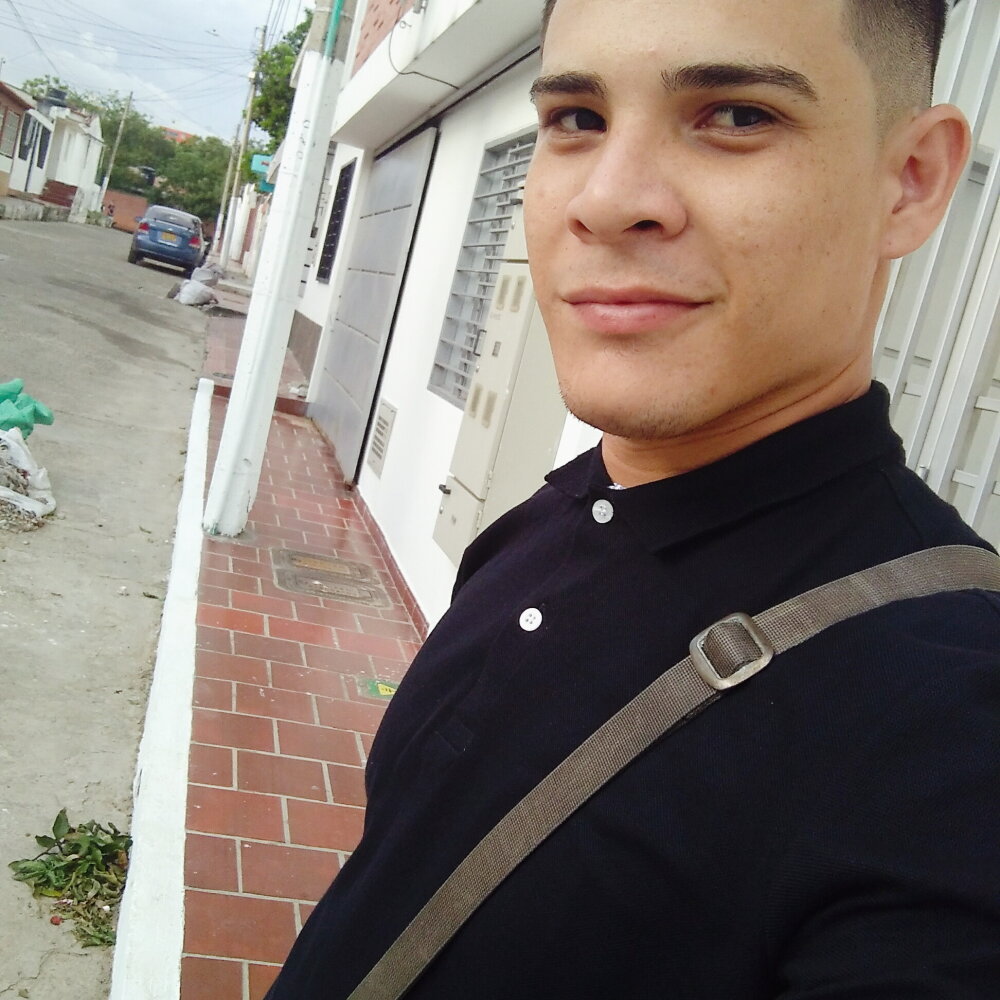 Maximiliano_669 Cam Model Profile Stripchat