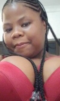 AfricanQueens18's Offline Chat Room