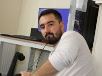 Adrianonly4you's Offline XXX Chat