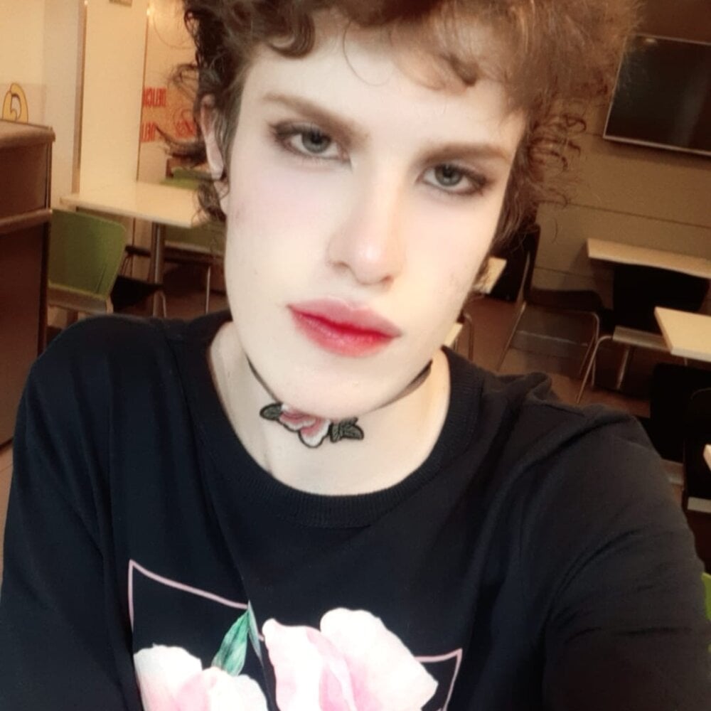 Miphen_Deluhna profile
