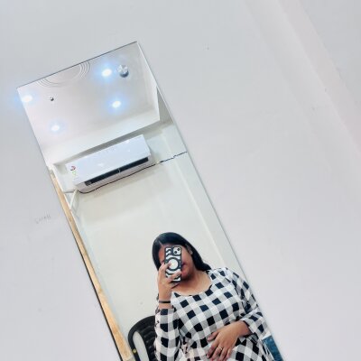 elivecams.com Reena534 livesex profile in ethnicityindian cams