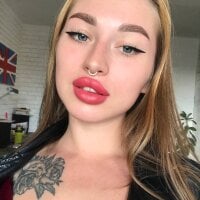 BeckyHemsley's Offline Chat Room