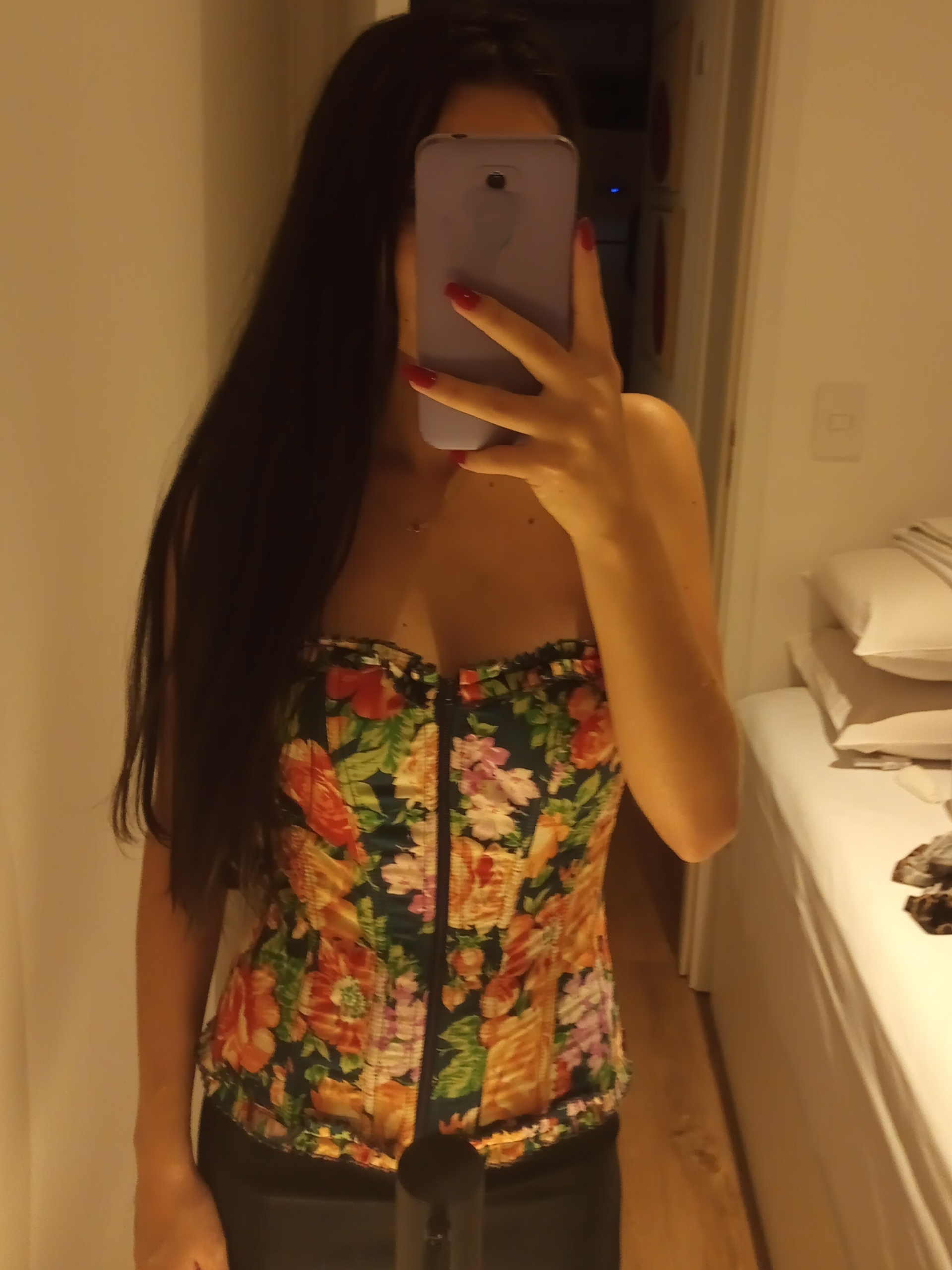 Aliceninfeta777