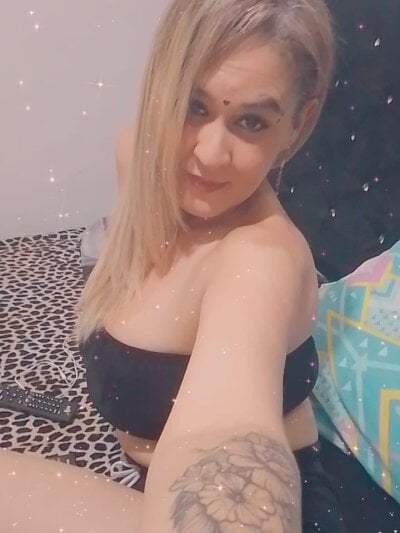 naila_lopez from stripchat