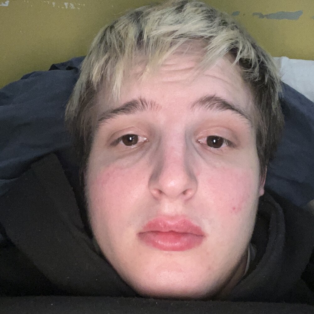 stev3w's Offline XXX Chat