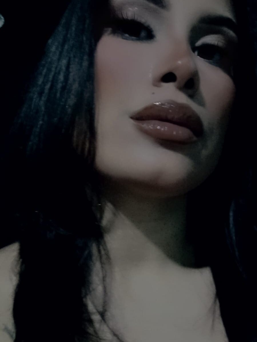 Paullethe_Dernon profile