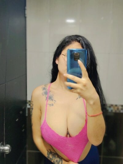 nude live porn Lachica 10