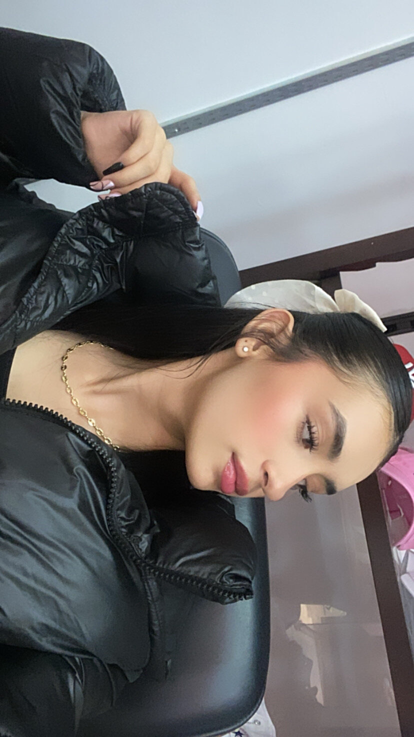 Alejandraa_pinkk