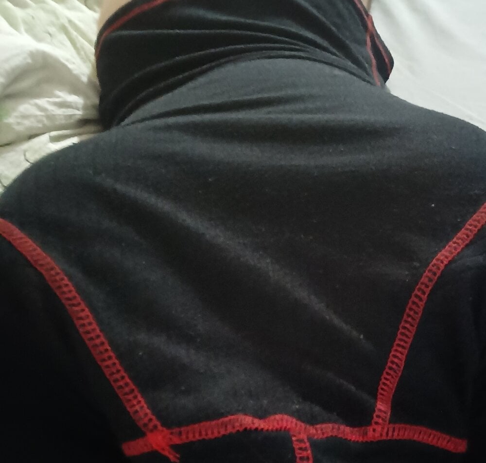 Ronda1988's Offline XXX Chat