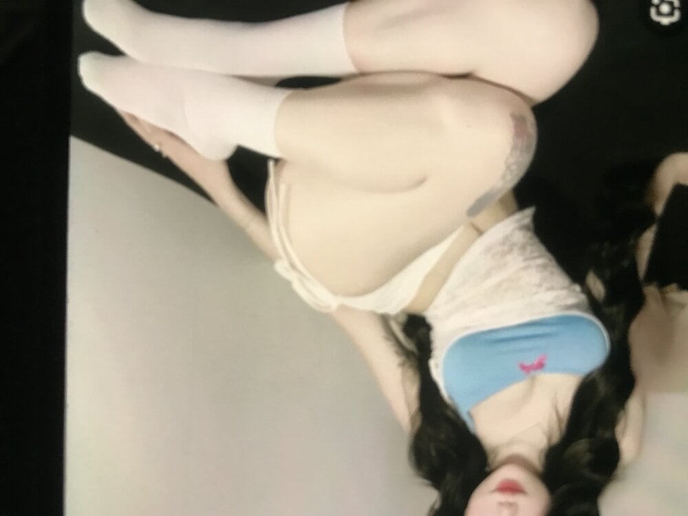 one-nice from stripchat