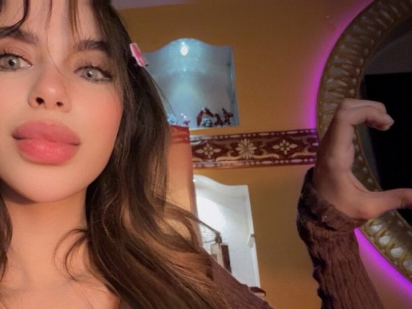 ORLA86 live cam model at StripChat