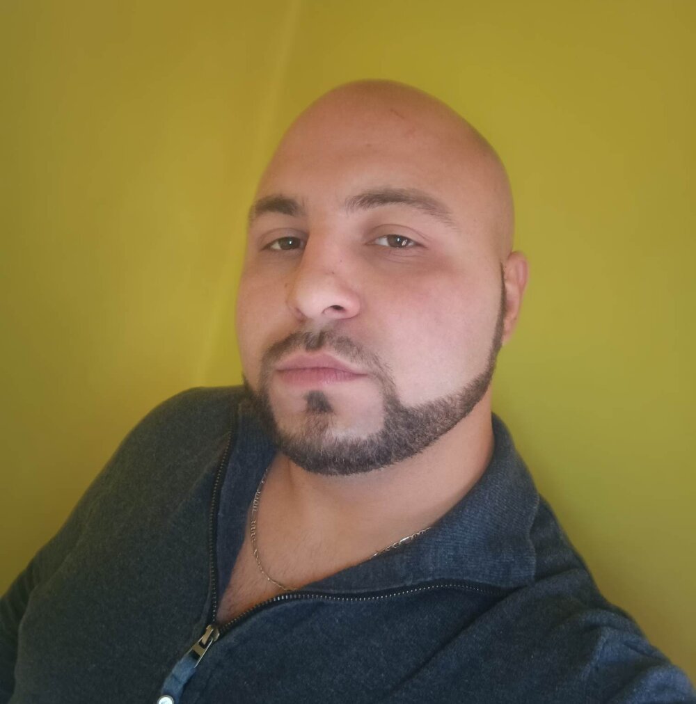 faszosdaniel Offline XXX-chat