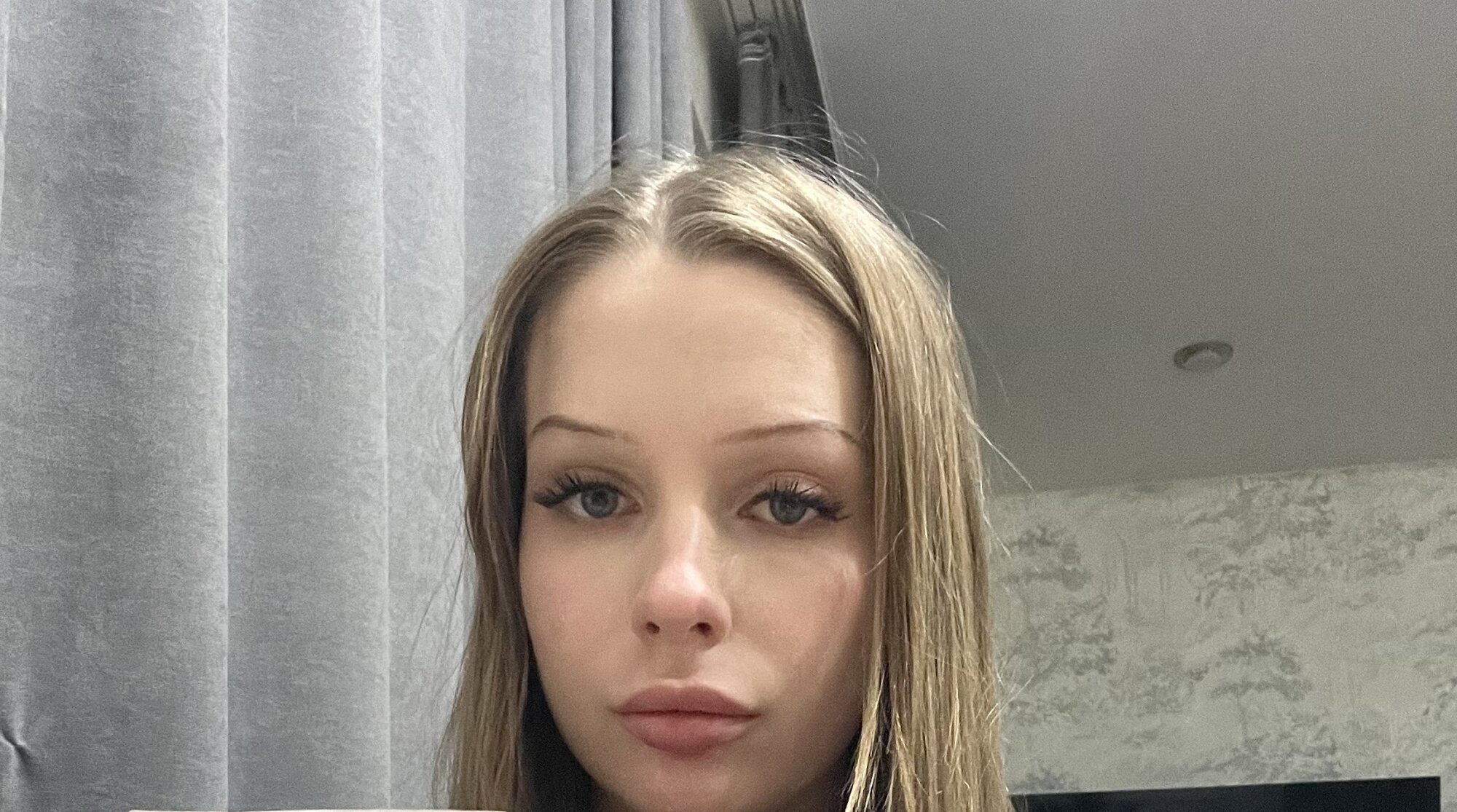 Anna_bloo