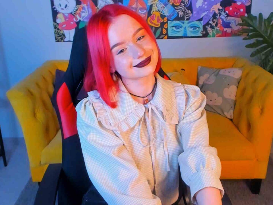 Live sex webcam photo for Red_Queeen #289736385