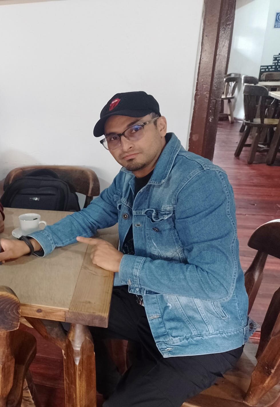 andres_sexhairy