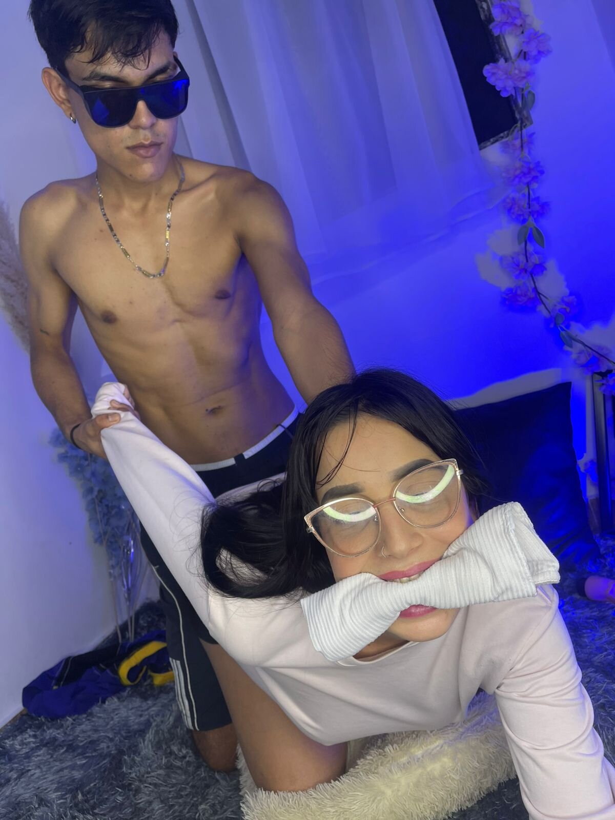 Naughtylittlegirl66