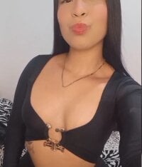 china_avile's webcam live show