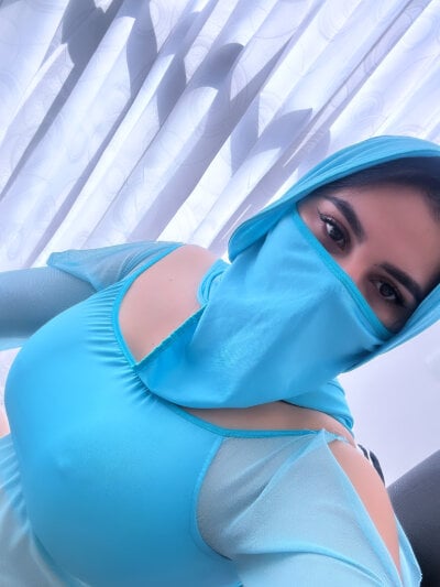 Alana_arabic on StripChat