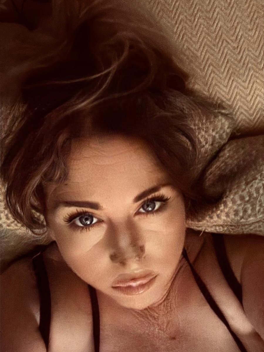 foxy-chantelle from stripchat