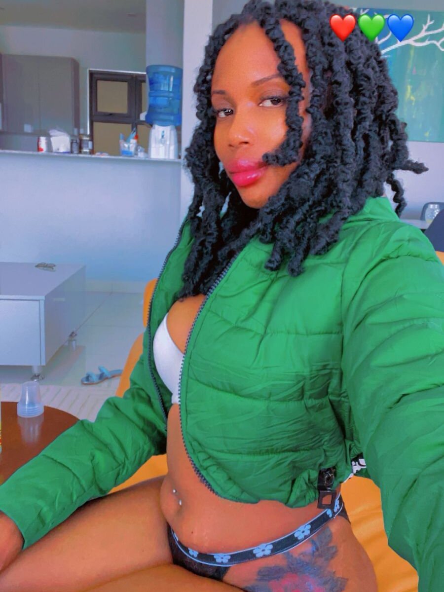 AfricanBaddie_ profile