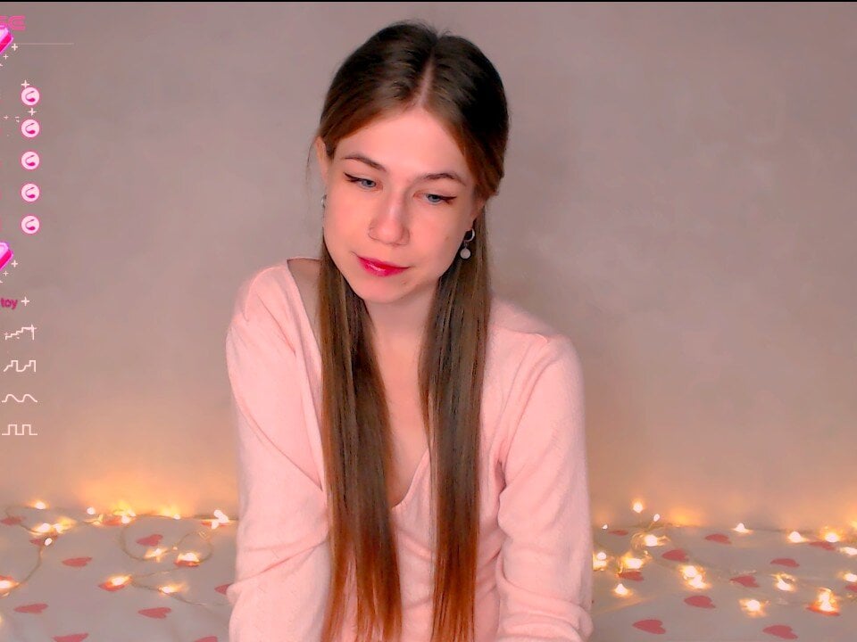 cute_girl__01011 from stripchat