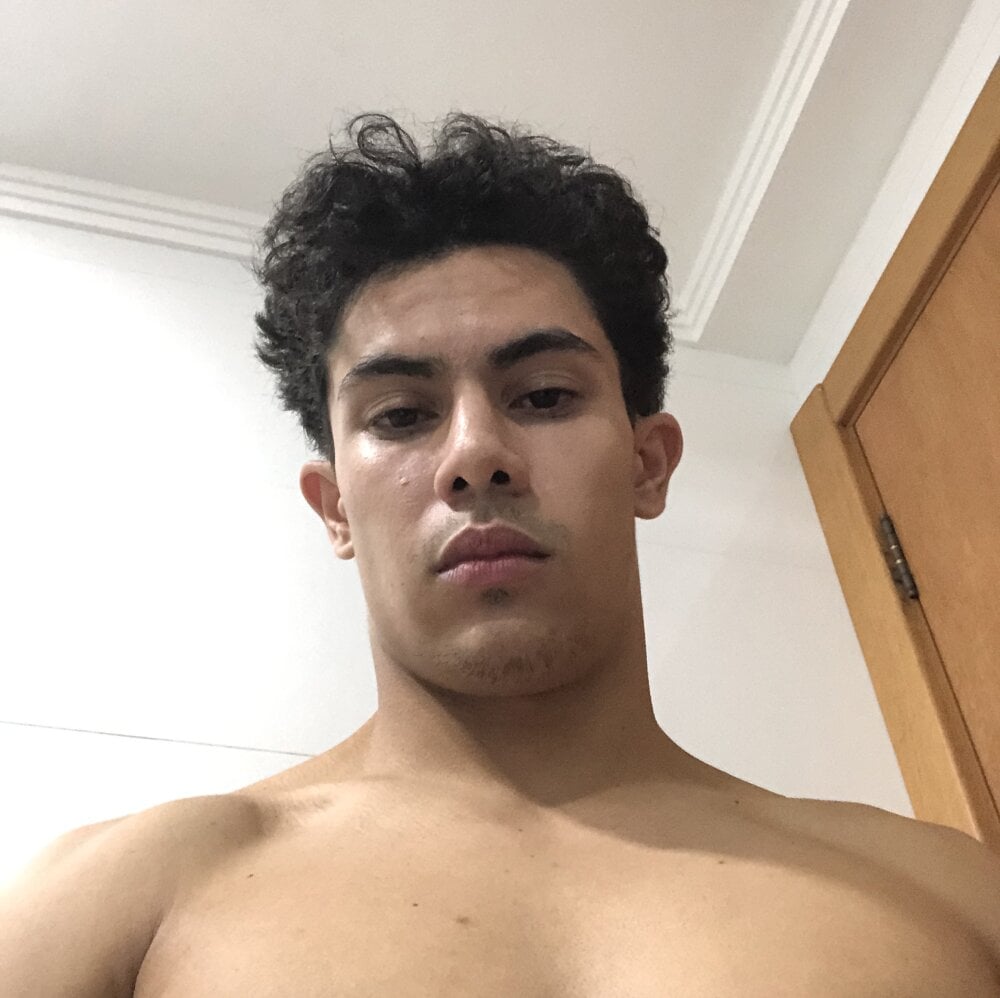 raphael6996 from stripchat