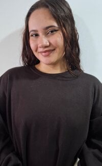 Laura_zeah_'s Offline Chat Room