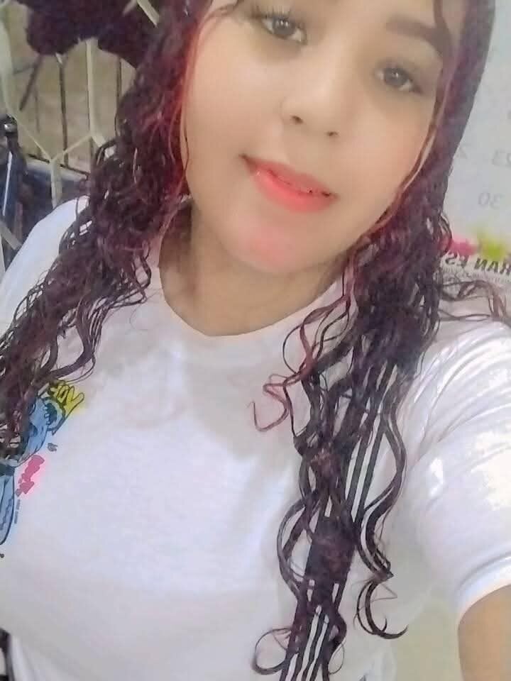 privat-livecam.com nellys_ livesex profile in trimmed cams