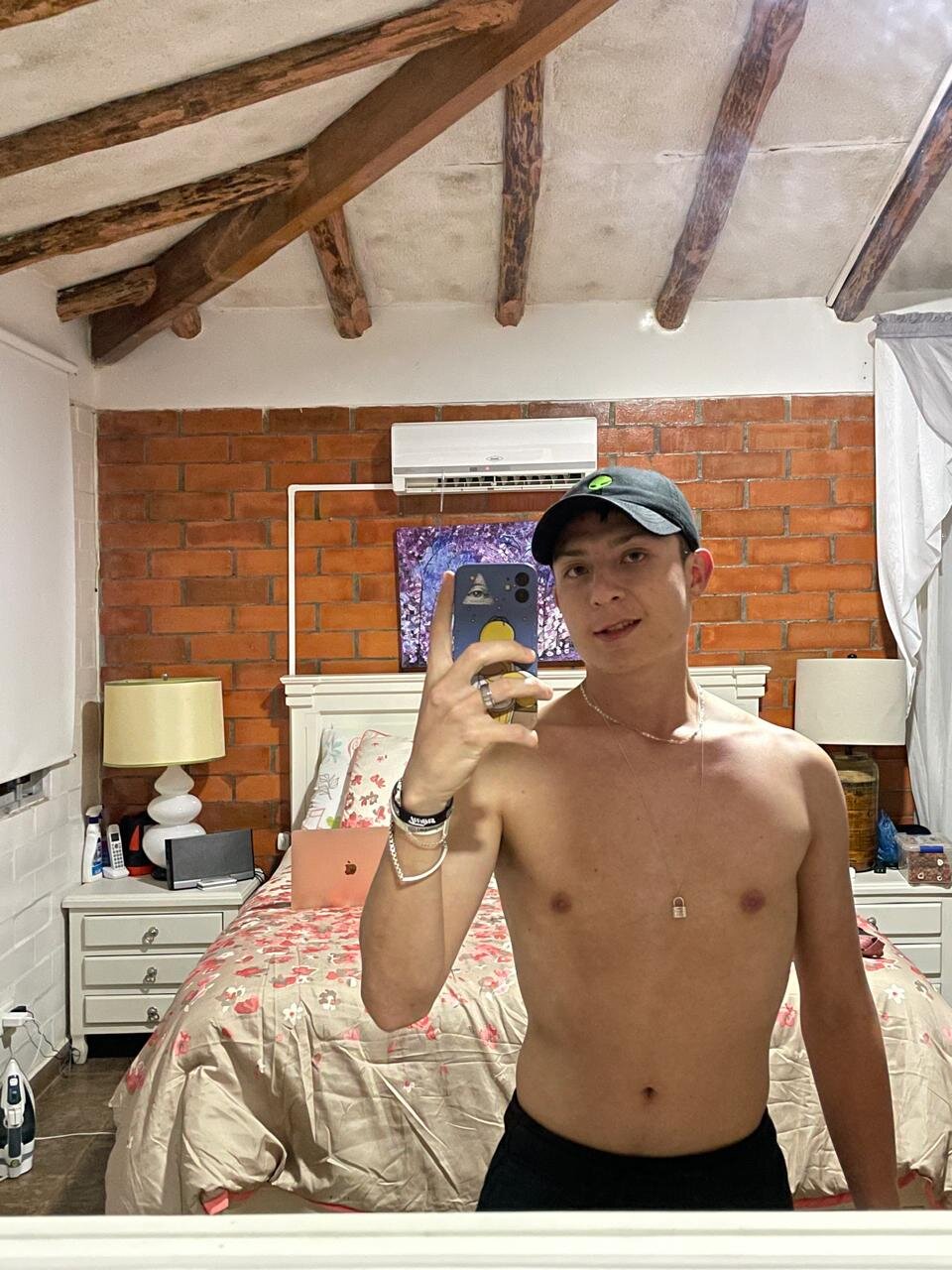 maximo_clarck