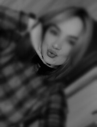 LizzieXRose's Offline XXX Chat